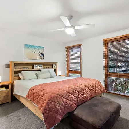 Beachside Weekender Retreat With Spa Sleeps 11-13 Ocean Grove Exterior photo
