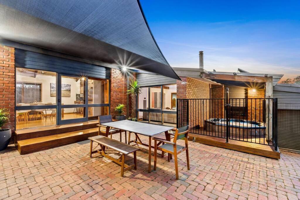 Beachside Weekender Retreat With Sleeps 11-13 Ocean Grove