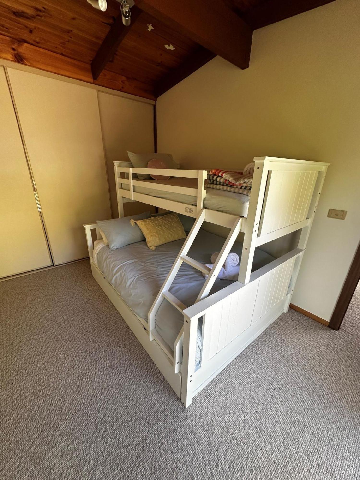 Holiday home Beachside Weekender Retreat With Sleeps 11-13